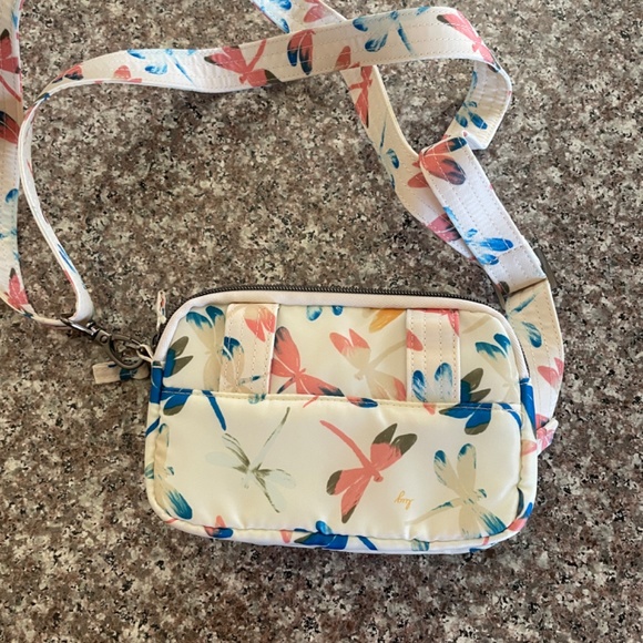 Lug Coupe Convertible Crossbody/Waistpack - Picture 2 of 4